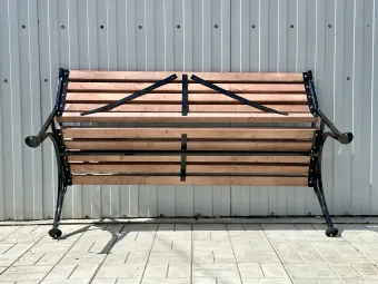 Скамейка Классика с подлокотником 1,5 м